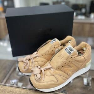 【アパレル 販売】限定300足のみ作られた”M1300JPV”かんてい局盛岡店に入荷中です✨