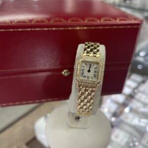 【時計　販売】エレガントなデザインとダイヤベゼルが特徴的！人気のミニパンテールはいかがですか❓