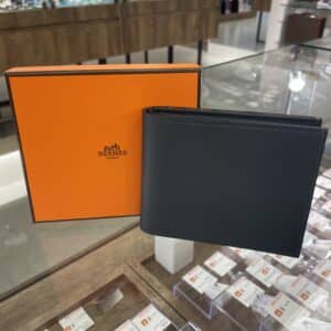 【エルメス 販売】内側の模様が個性的で素敵なエルメスのお財布が入荷中です✨