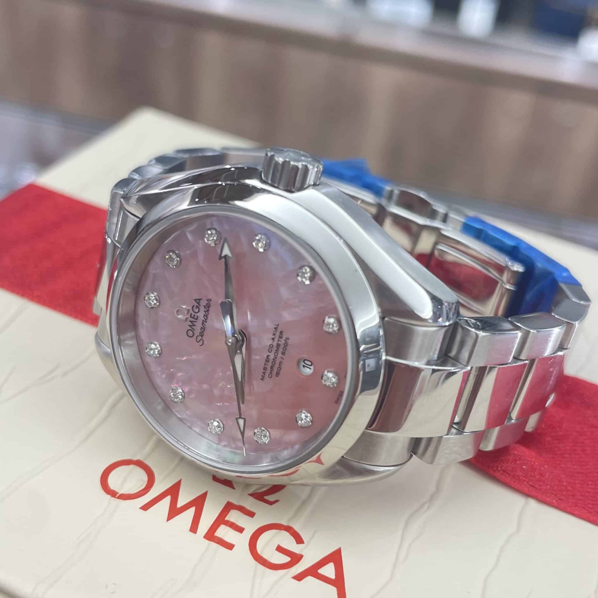 【時計 販売】ダイヤインデックスとピンクシェル文字盤が上品で素敵なシーマスター アクアテラが入荷しました💗