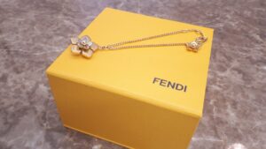 【FENDI　フェンディ　フラワーブレスレット　MV3014】を盛岡市のお客様よりお買取させていただきました！