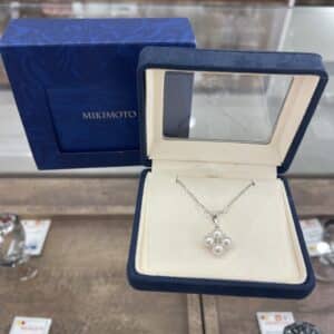 【ジュエリー 販売】パールの上品な輝きが素敵なMIKIMOTOのネックレスが入荷しました✨