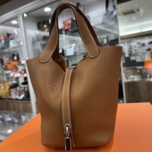 【エルメス 販売】エルメスの大人気バッグ♡ピコタンロックが入荷しております🧡💛