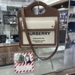 【ブランド 販売】スタッフの推し🎄✨バーバリーのショルダーバッグはいかがですか❓