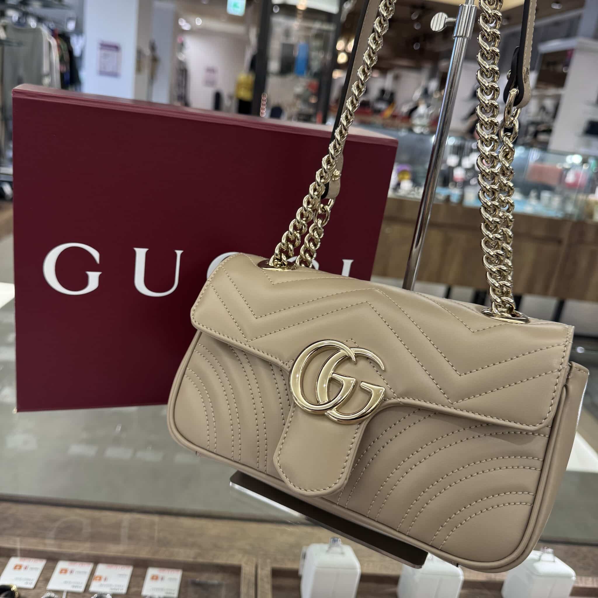 【GUCCI 販売】秋カラーが可愛すぎる🍂GGマーモントのバッグ販売中です👌🏻✨