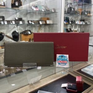 【カルティエ 販売】シックなダークレザーが上品で素敵🩶今なら10％OFFでお買い求めいただけます✨