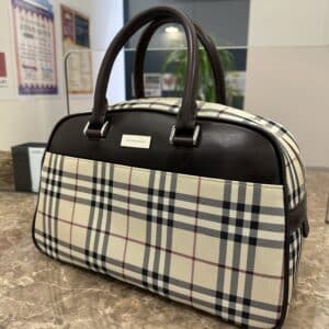 【BURBERRY ミニボストンバッグ】をお買取りさせていただきました！