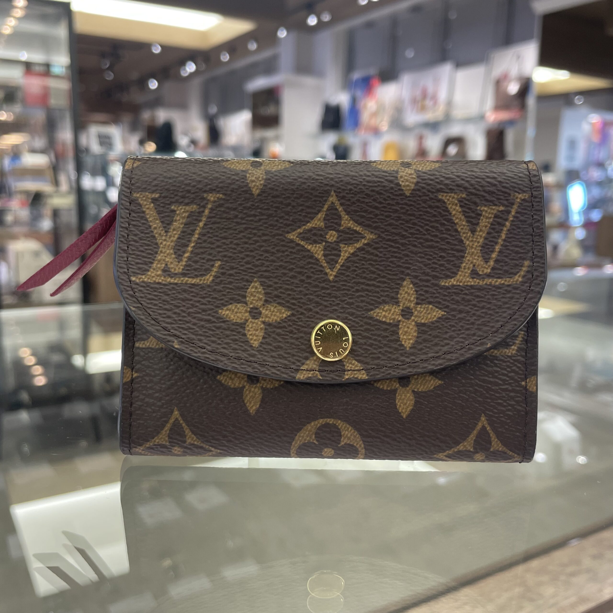 【ルイヴィトン 販売】小さくても存在感抜群!M41939 ポルトモネ・ロザリ フューシャが入荷しております✨