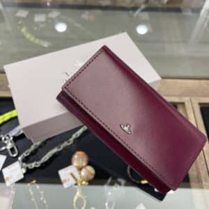 【ヴィヴィアンウエストウッド 販売】かんてい局盛岡店のクリスマスセールは明日まで🎄