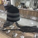 Vivienne Westwood 販売】機能性とデザイン性を兼ね備えたニット帽が
