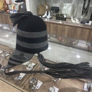 【Vivienne Westwood 販売】機能性とデザイン性を兼ね備えたニット帽が入荷中🙆♀️✨