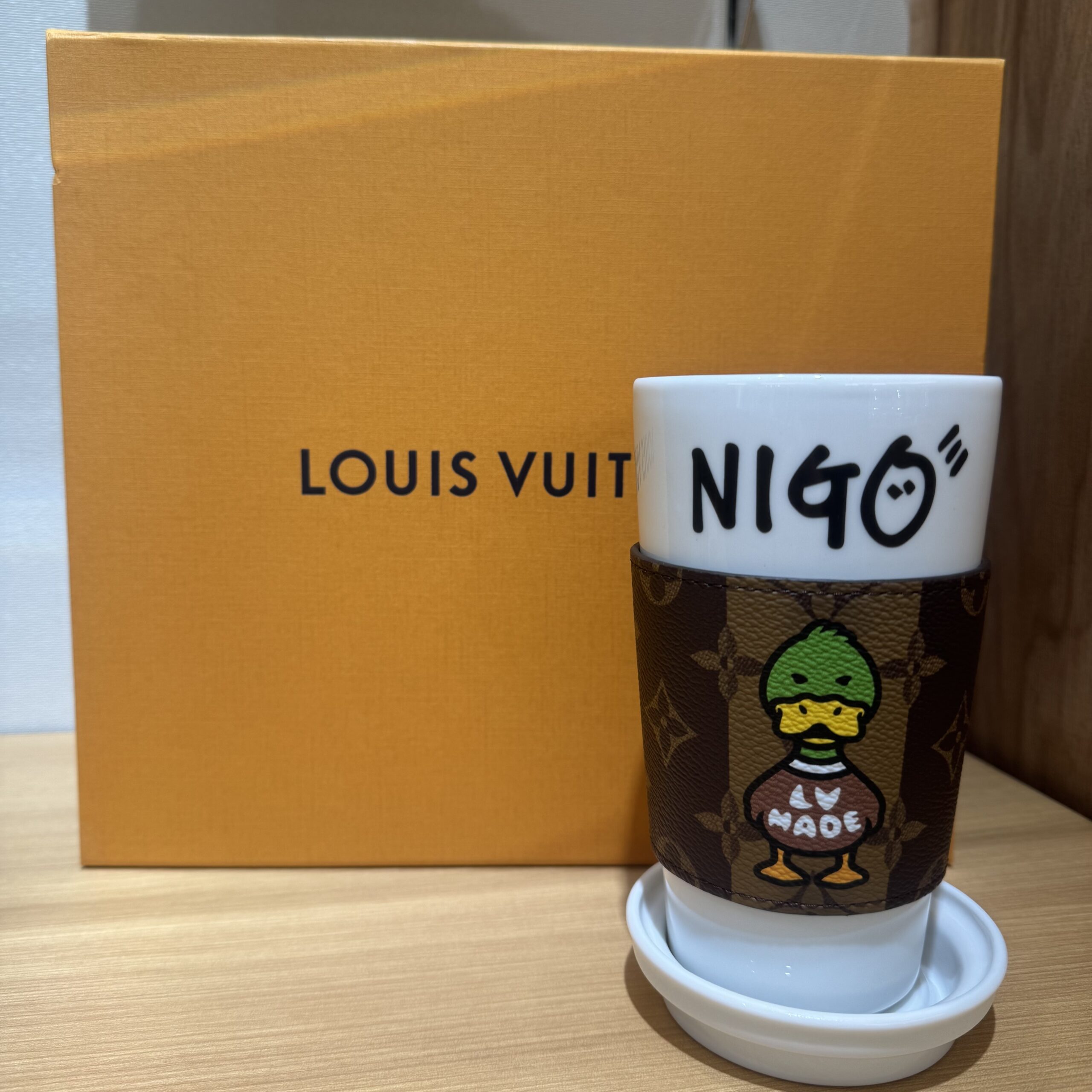 LOUIS VUITTON NIGOコラボカップダック をご紹介！