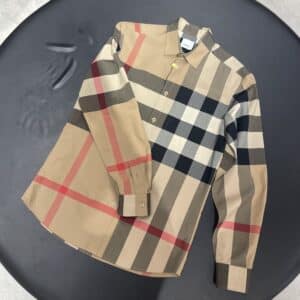 【アパレル 販売】アパレル2BUY10％OFFセール終了まであと2日❗ バーバリーのシャツ、お得にGETしませんか❓