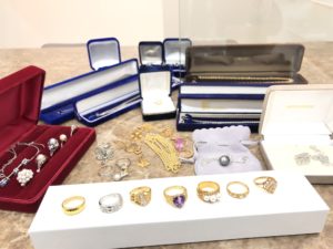 【貴金属 ジュエリー】を盛岡市のお客様よりたくさんお買取させていただきました!